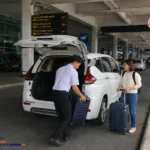 Cách đón người thân sân bay tân sơn nhất
