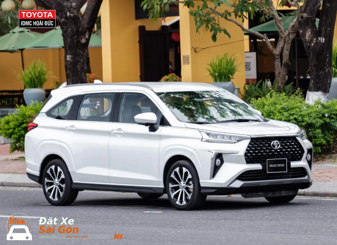 Xe 7 chỗ