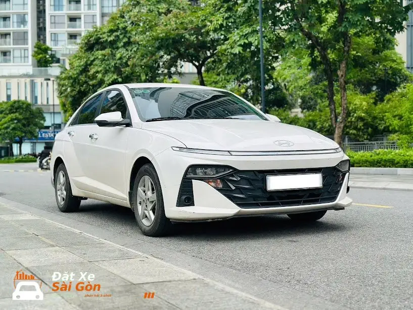 Xe 4 chỗ