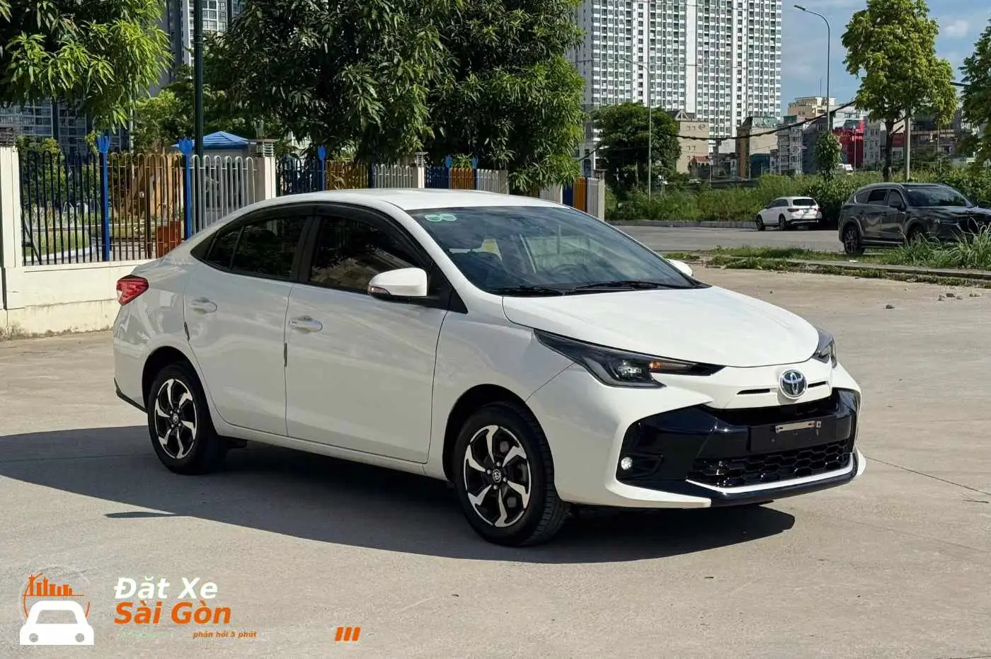 Xe 4 chỗ Đặt Xe Sài Gòn