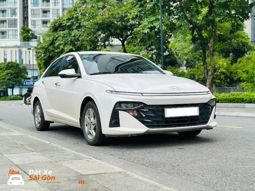 Xe 4 chỗ
