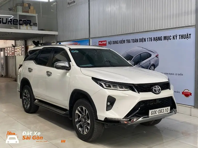 Xe 7 chỗ rộng