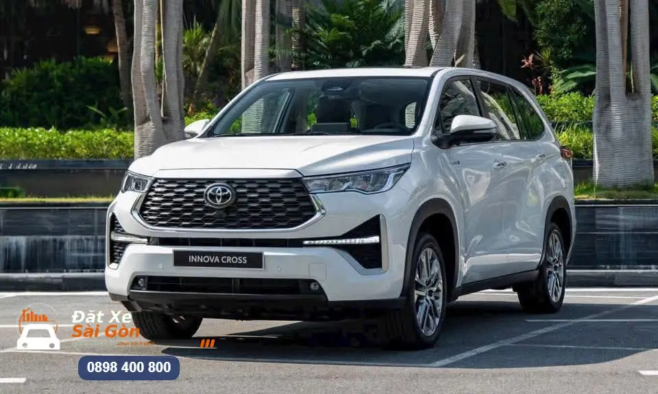 Xe 7 chỗ rộng