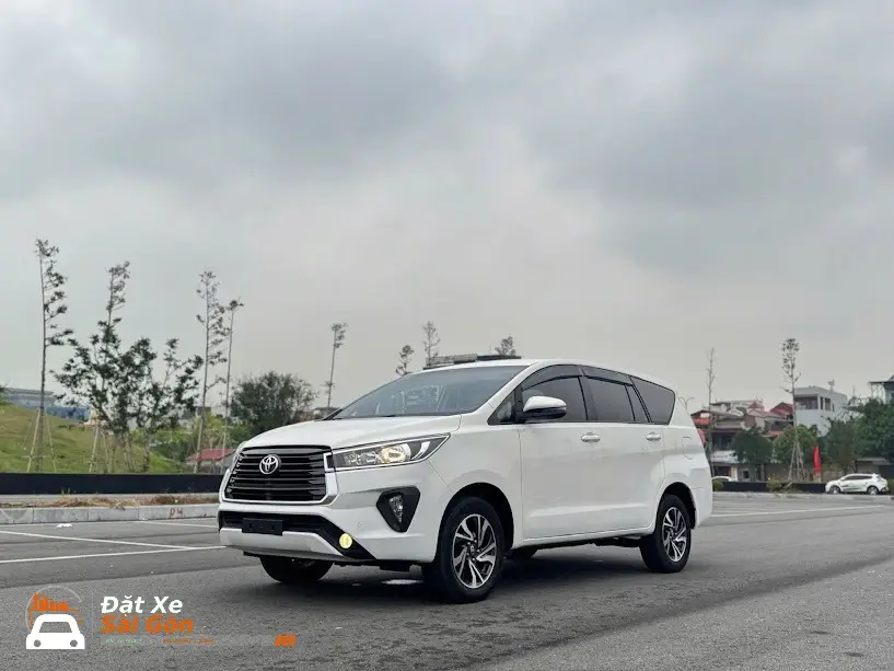 Xe 7 chỗ rộng