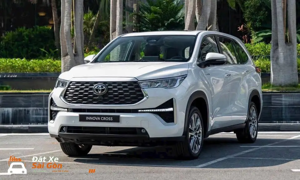 Xe 7 chỗ rộng