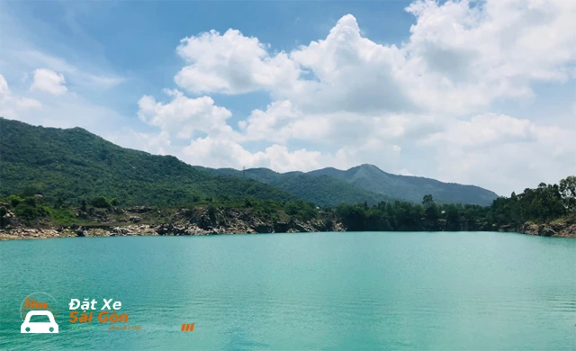 Hồ Đá Xanh Vũng Tàu